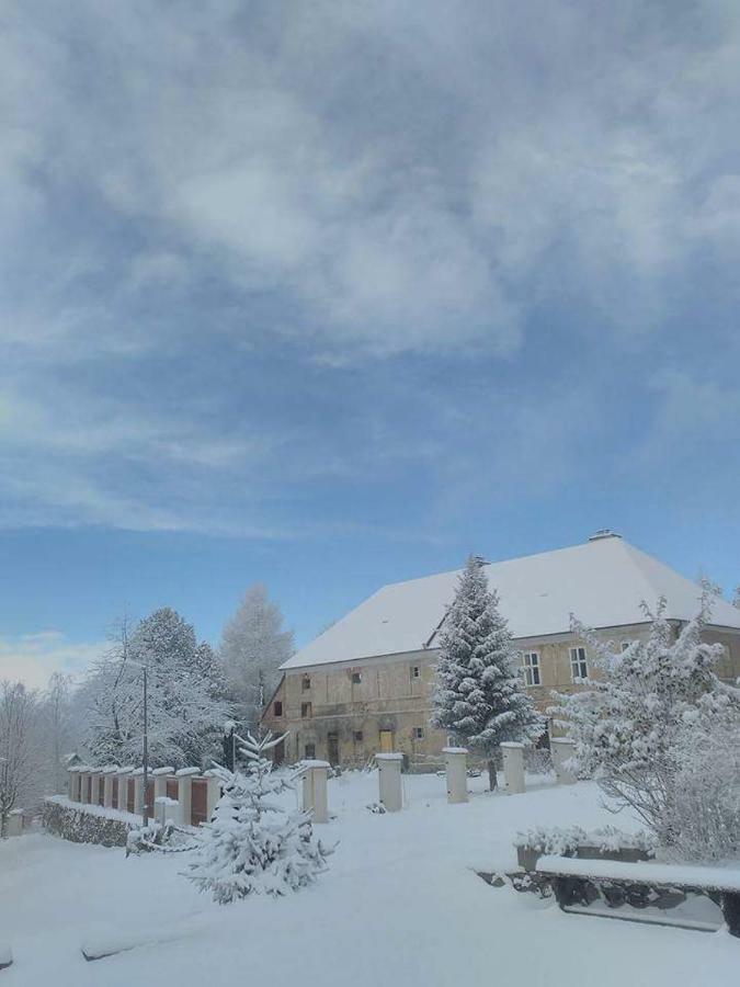 Penzion Blatno Экстерьер фото
